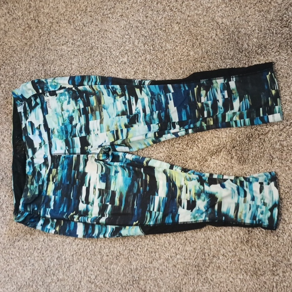 Avia Capri leggings